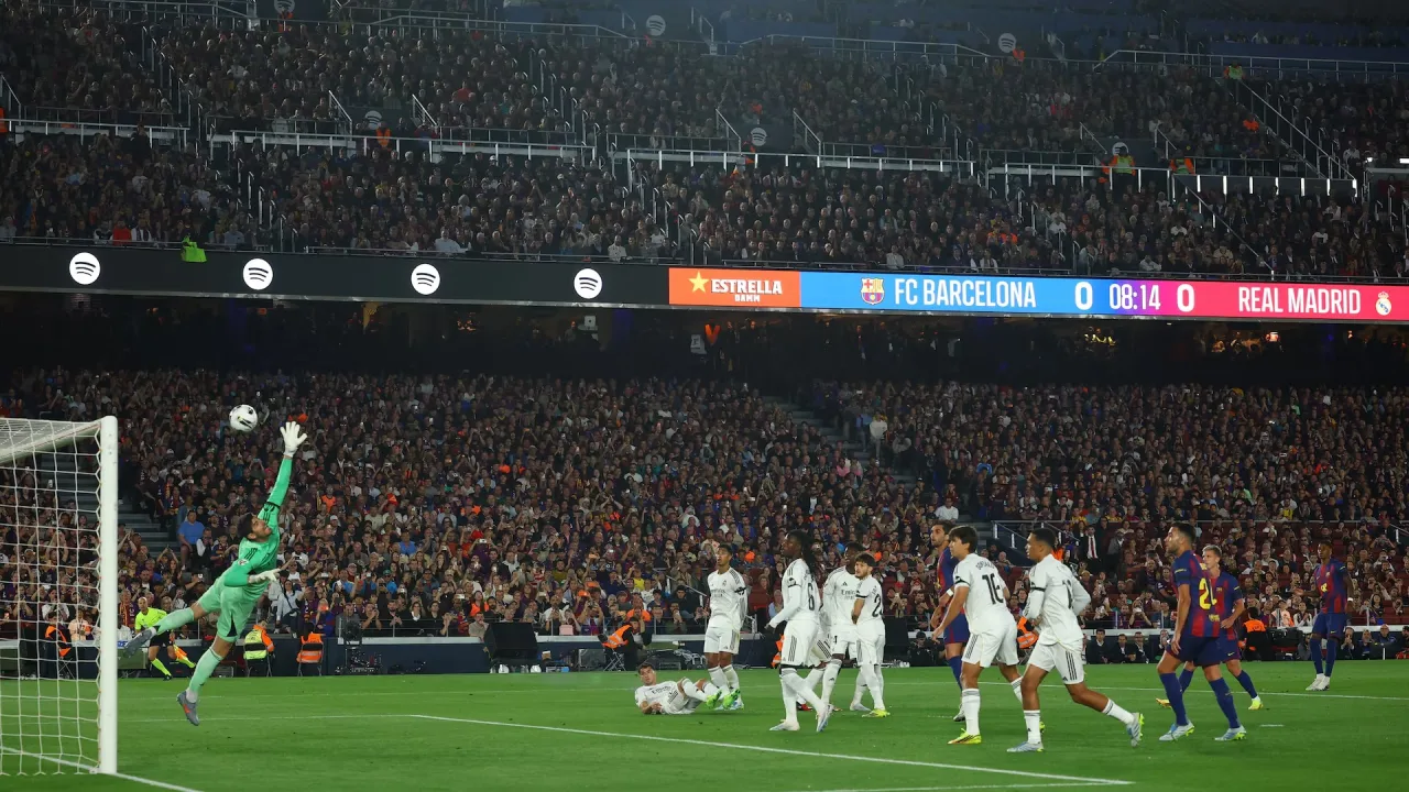 Doanh thu thưởng khổng lồ khi thi đấu tại cúp Champions League